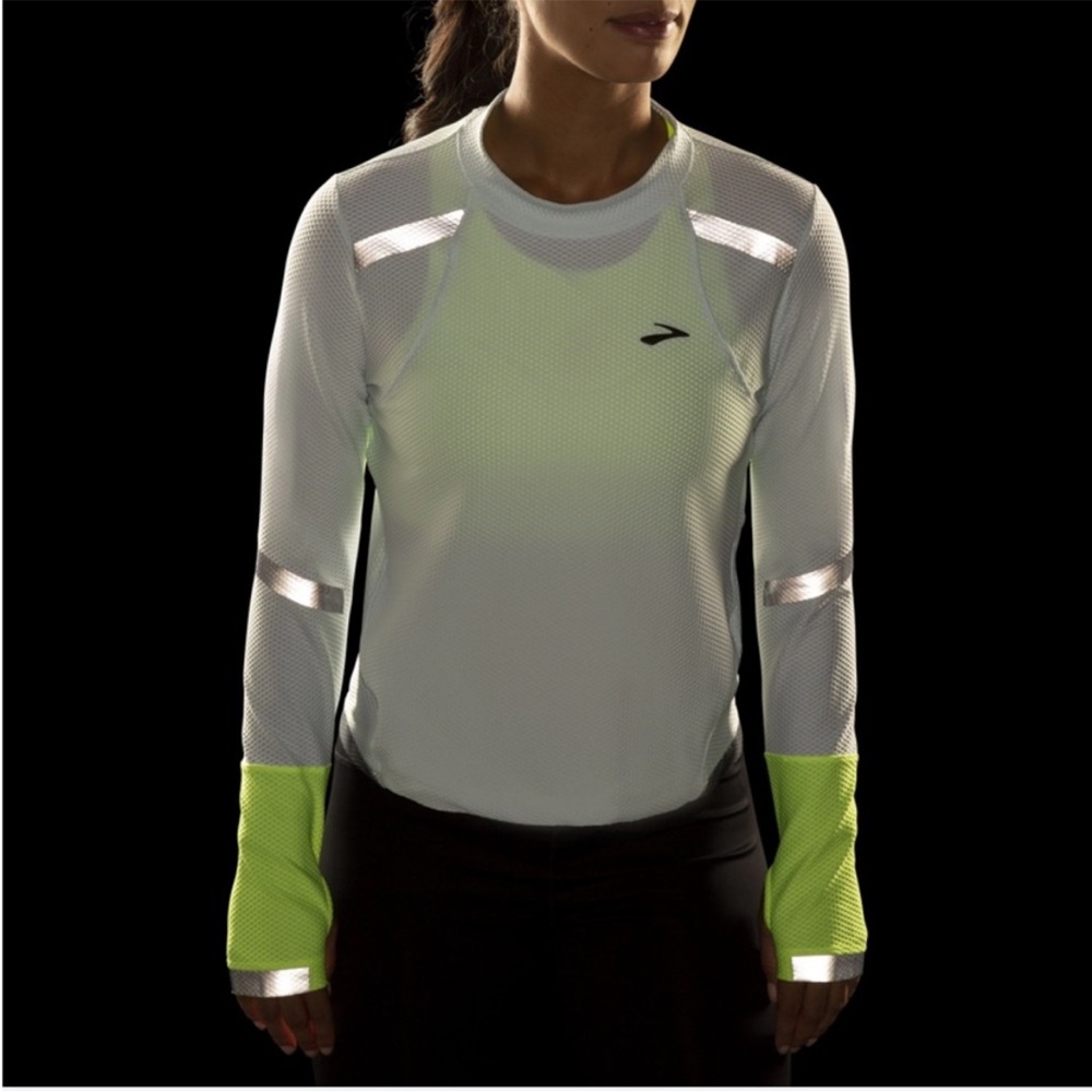 Brooks Carbonite Reflective Running Long Sleeve Shirt